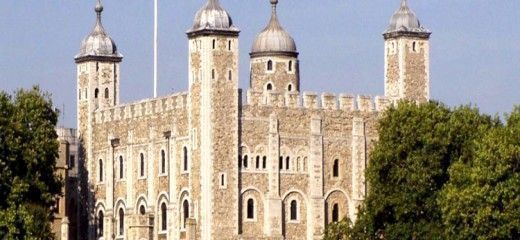 Tower of London + Lunch at Azzurro